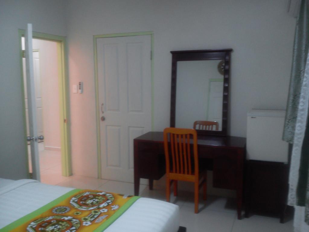 Malau Lodge نوكو ألوفا الغرفة الصورة