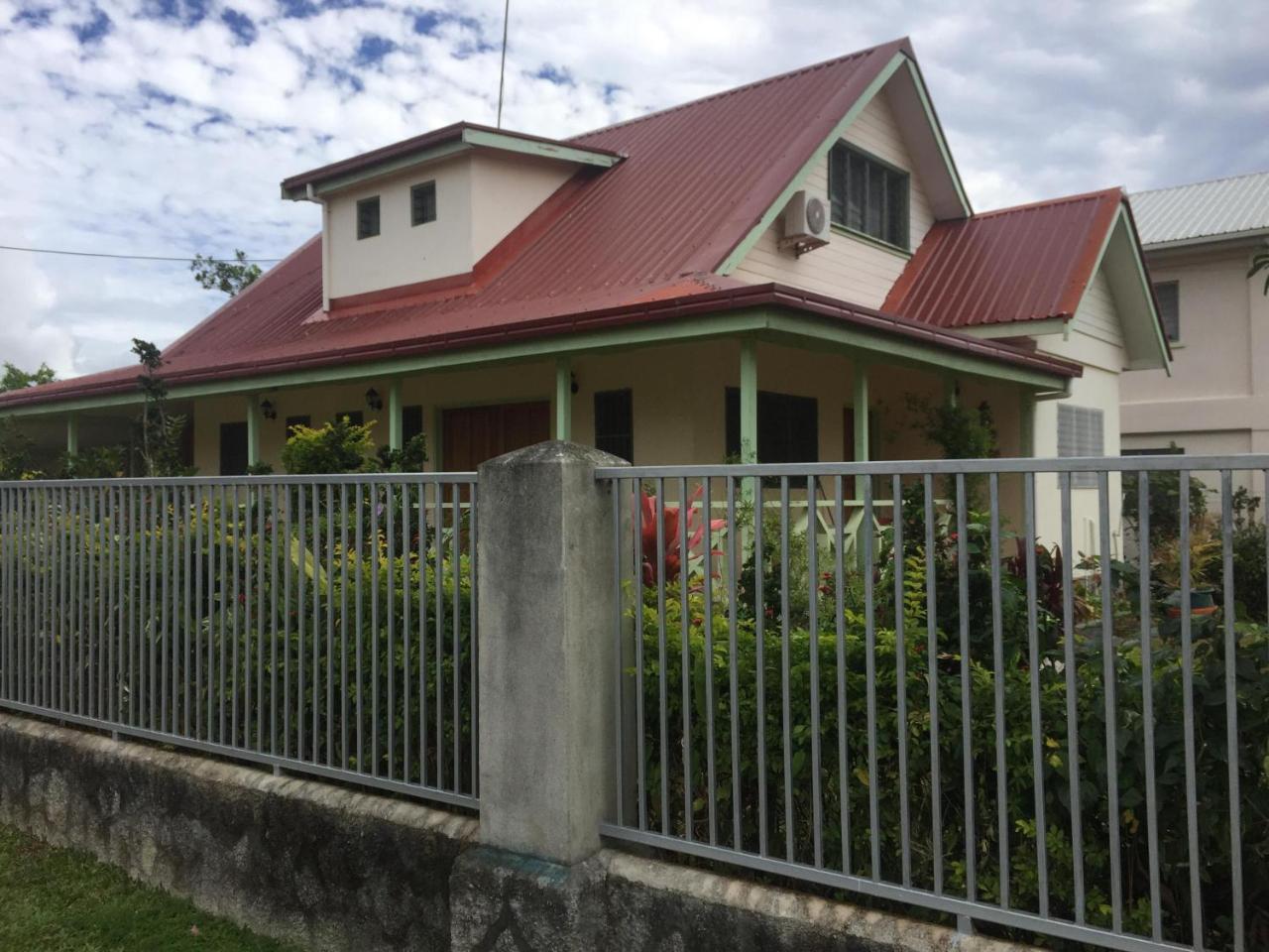 Malau Lodge نوكو ألوفا المظهر الخارجي الصورة